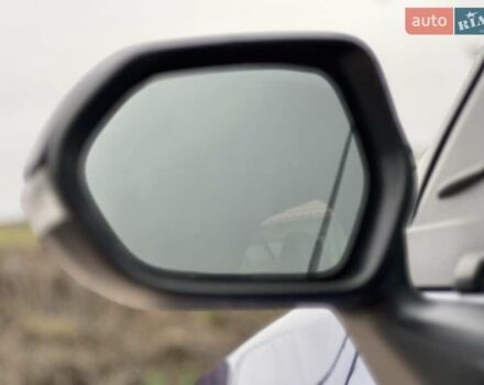 Синий Тойота Yaris Cross, объемом двигателя 1.49 л и пробегом 15 тыс. км за 25500 $, фото 32 на Automoto.ua