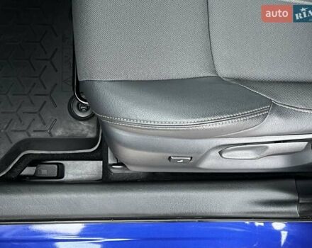 Синий Тойота Yaris Cross, объемом двигателя 1.49 л и пробегом 15 тыс. км за 25500 $, фото 65 на Automoto.ua