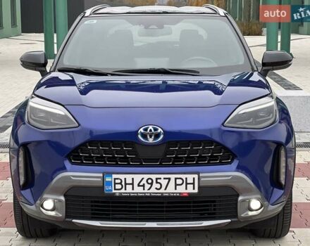 Синий Тойота Yaris Cross, объемом двигателя 1.49 л и пробегом 15 тыс. км за 25500 $, фото 2 на Automoto.ua