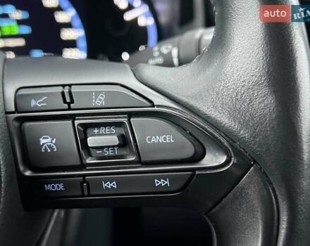 Синий Тойота Yaris Cross, объемом двигателя 1.49 л и пробегом 15 тыс. км за 25500 $, фото 44 на Automoto.ua