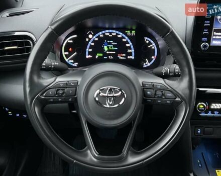 Синий Тойота Yaris Cross, объемом двигателя 1.49 л и пробегом 15 тыс. км за 25500 $, фото 42 на Automoto.ua