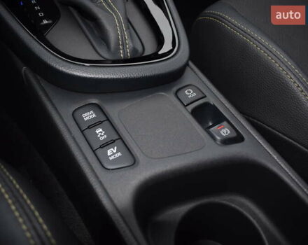 Зеленый Тойота Yaris Cross, объемом двигателя 1.49 л и пробегом 14 тыс. км за 30300 $, фото 23 на Automoto.ua