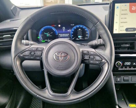 Зеленый Тойота Yaris Cross, объемом двигателя 1.49 л и пробегом 12 тыс. км за 31416 $, фото 8 на Automoto.ua