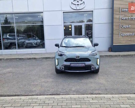 Зеленый Тойота Yaris Cross, объемом двигателя 1.49 л и пробегом 12 тыс. км за 31416 $, фото 4 на Automoto.ua