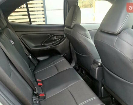 Зеленый Тойота Yaris Cross, объемом двигателя 1.49 л и пробегом 12 тыс. км за 31416 $, фото 6 на Automoto.ua