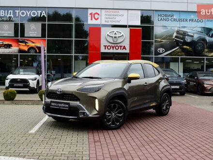 Зеленый Тойота Yaris Cross, объемом двигателя 1.49 л и пробегом 14 тыс. км за 30300 $, фото 1 на Automoto.ua