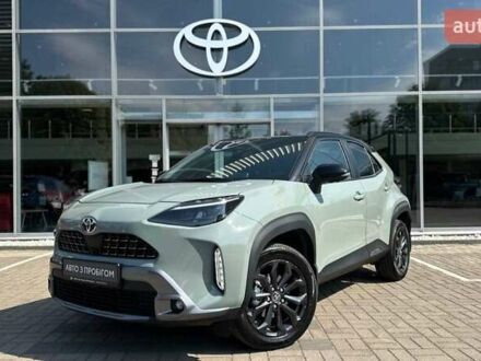 Зелений Тойота Yaris Cross, об'ємом двигуна 1.49 л та пробігом 1 тис. км за 32461 $, фото 1 на Automoto.ua