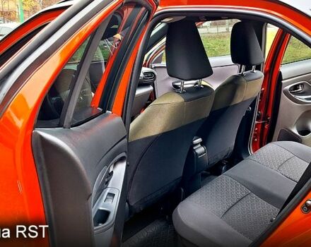 Оранжевый Тойота Yaris Cross, объемом двигателя 1.5 л и пробегом 62 тыс. км за 23999 $, фото 5 на Automoto.ua