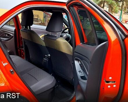 Оранжевый Тойота Yaris Cross, объемом двигателя 1.5 л и пробегом 62 тыс. км за 23999 $, фото 7 на Automoto.ua