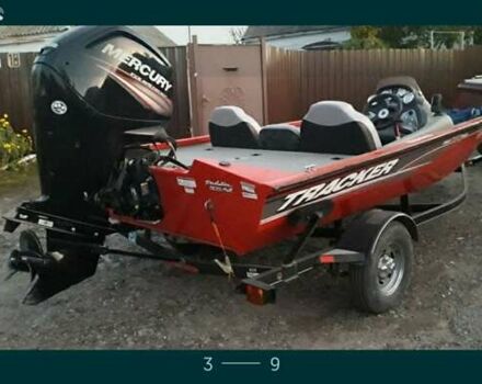 Червоний лодка Трекер Bass, об'ємом двигуна 0 л та пробігом 96 тис. км за 17600 $, фото 2 на Automoto.ua