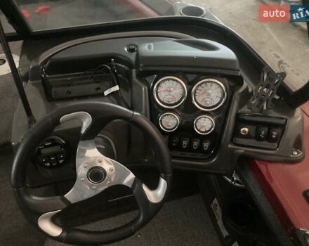 Червоний лодка Трекер Паті Барж, об'ємом двигуна 3 л та пробігом 0 тис. км за 55000 $, фото 7 на Automoto.ua