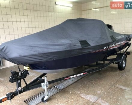 Синий лодка Трекер Про Гайд, объемом двигателя 0 л и пробегом 5 тыс. км за 51500 $, фото 38 на Automoto.ua