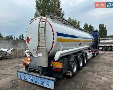 Белый Трейлор ЛТД, объемом двигателя 0 л и пробегом 555 тыс. км за 17900 $, фото 4 на Automoto.ua