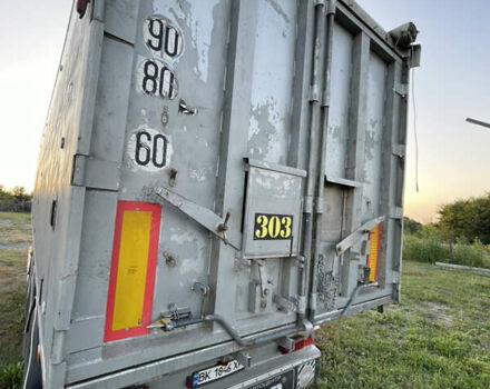 Трейлор TCS 2001 у Рівному на Automoto.ua Сірий Трейлор TCS, об'ємом двигуна 0 л та пробігом 120 тис. км за 15500 $, фото 9 на Automoto.ua