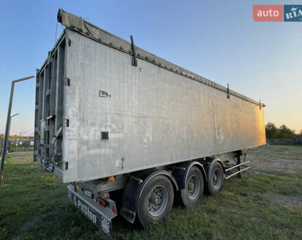 Трейлор TCS 2001 у Рівному на Automoto.ua Сірий Трейлор TCS, об'ємом двигуна 0 л та пробігом 120 тис. км за 15500 $, фото 6 на Automoto.ua
