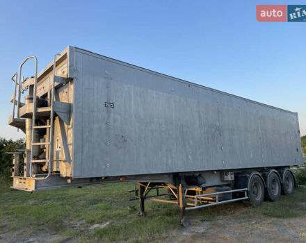 Трейлор TCS 2001 у Рівному на Automoto.ua Сірий Трейлор TCS, об'ємом двигуна 0 л та пробігом 120 тис. км за 15500 $, фото 1 на Automoto.ua