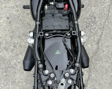 Чорний Тріумф Бонневіль, об'ємом двигуна 0 л та пробігом 18 тис. км за 13000 $, фото 16 на Automoto.ua