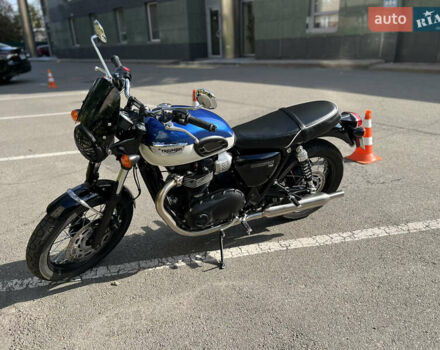 Черный Триумф Бонневиль, объемом двигателя 0.9 л и пробегом 1 тыс. км за 10900 $, фото 9 на Automoto.ua