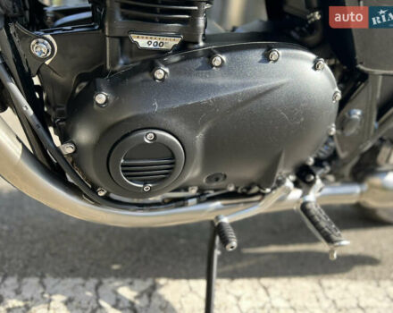 Черный Триумф Бонневиль, объемом двигателя 0.9 л и пробегом 1 тыс. км за 10900 $, фото 53 на Automoto.ua
