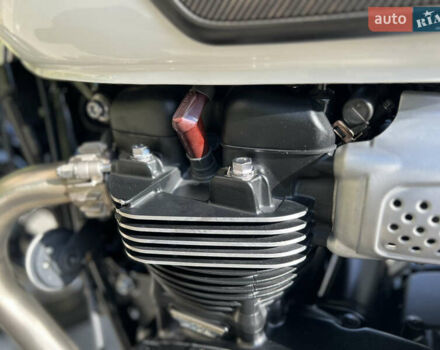 Черный Триумф Бонневиль, объемом двигателя 0.9 л и пробегом 1 тыс. км за 10900 $, фото 49 на Automoto.ua