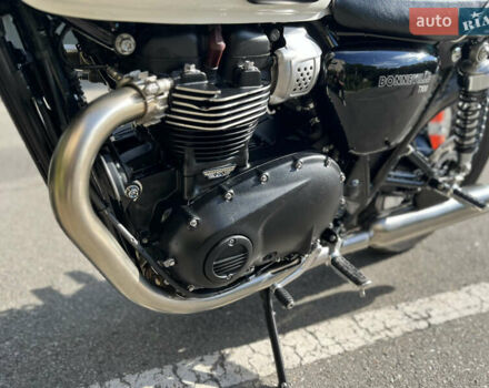 Черный Триумф Бонневиль, объемом двигателя 0.9 л и пробегом 1 тыс. км за 10900 $, фото 52 на Automoto.ua