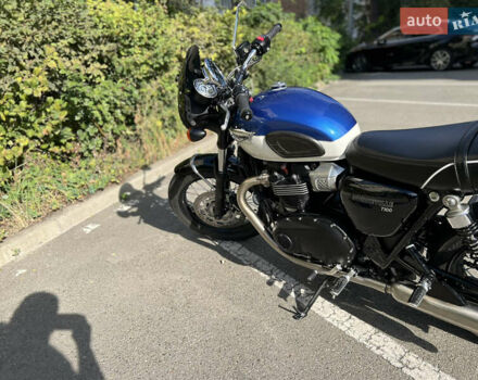 Черный Триумф Бонневиль, объемом двигателя 0.9 л и пробегом 1 тыс. км за 10900 $, фото 7 на Automoto.ua