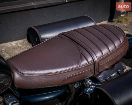 Черный Триумф Бонневиль, объемом двигателя 1.2 л и пробегом 9 тыс. км за 15500 $, фото 11 на Automoto.ua