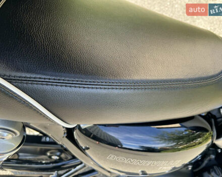 Черный Триумф Бонневиль, объемом двигателя 0.9 л и пробегом 1 тыс. км за 10900 $, фото 62 на Automoto.ua