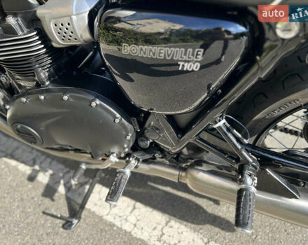 Черный Триумф Бонневиль, объемом двигателя 0.9 л и пробегом 1 тыс. км за 10900 $, фото 43 на Automoto.ua