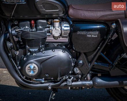Черный Триумф Бонневиль, объемом двигателя 1.2 л и пробегом 9 тыс. км за 15500 $, фото 8 на Automoto.ua