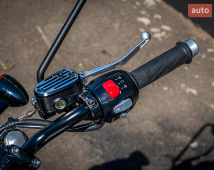 Черный Триумф Бонневиль, объемом двигателя 1.2 л и пробегом 9 тыс. км за 15500 $, фото 12 на Automoto.ua