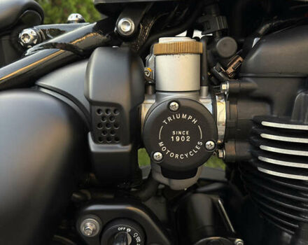 Черный Триумф Бонневиль, объемом двигателя 0 л и пробегом 6 тыс. км за 13200 $, фото 2 на Automoto.ua