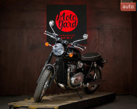 Тріумф Бонневіль 2013 у Дніпро (Дніпропетровську) на Automoto.ua Тріумф Бонневіль, об'ємом двигуна 1.2 л та пробігом 1 тис. км за 15500 $, фото 2 на Automoto.ua