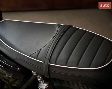 Тріумф Бонневіль 2013 у Дніпро (Дніпропетровську) на Automoto.ua Тріумф Бонневіль, об'ємом двигуна 1.2 л та пробігом 1 тис. км за 15500 $, фото 13 на Automoto.ua