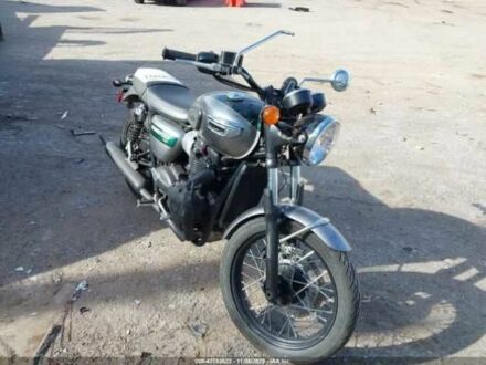 Триумф Бонневиль, объемом двигателя 0.9 л и пробегом 0 тыс. км за 3000 $, фото 1 на Automoto.ua