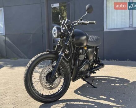 Серый Триумф Бонневиль, объемом двигателя 0.87 л и пробегом 30 тыс. км за 6900 $, фото 6 на Automoto.ua