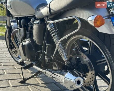 Серый Триумф Бонневиль, объемом двигателя 0.87 л и пробегом 18 тыс. км за 6300 $, фото 13 на Automoto.ua
