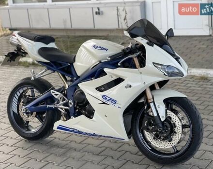 Белый Триумф Дайтона, объемом двигателя 0.68 л и пробегом 25 тыс. км за 6500 $, фото 8 на Automoto.ua