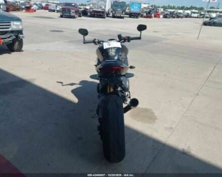 Триумф Спид Трипл, объемом двигателя 1.2 л и пробегом 0 тыс. км за 5500 $, фото 5 на Automoto.ua