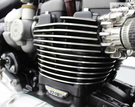 Черный Триумф Спидмастер, объемом двигателя 1.2 л и пробегом 24 тыс. км за 11500 $, фото 17 на Automoto.ua