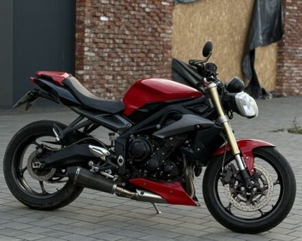 Тріумф Стріт Тріпл, об'ємом двигуна 0.68 л та пробігом 0 тис. км за 7600 $, фото 1 на Automoto.ua