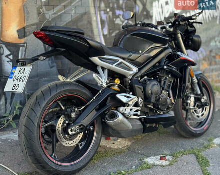 Триумф Стрит Трипл, объемом двигателя 0 л и пробегом 19 тыс. км за 10300 $, фото 5 на Automoto.ua