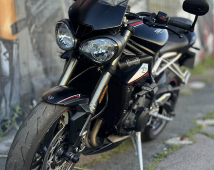 Триумф Стрит Трипл, объемом двигателя 0 л и пробегом 19 тыс. км за 10300 $, фото 4 на Automoto.ua