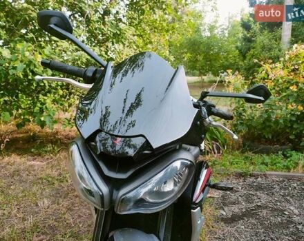 Триумф Стрит Трипл, объемом двигателя 0 л и пробегом 8 тыс. км за 8999 $, фото 3 на Automoto.ua