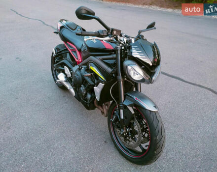 Триумф Стрит Трипл, объемом двигателя 0 л и пробегом 8 тыс. км за 8999 $, фото 5 на Automoto.ua