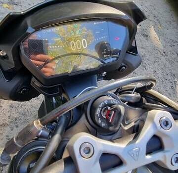 Триумф Стрит Трипл, объемом двигателя 0 л и пробегом 9 тыс. км за 10700 $, фото 6 на Automoto.ua
