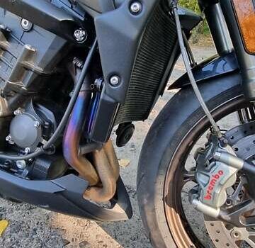 Триумф Стрит Трипл, объемом двигателя 0 л и пробегом 9 тыс. км за 10700 $, фото 8 на Automoto.ua