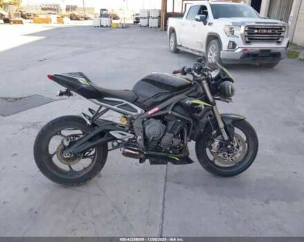 Тріумф Стріт Тріпл, об'ємом двигуна 0.77 л та пробігом 0 тис. км за 2100 $, фото 8 на Automoto.ua