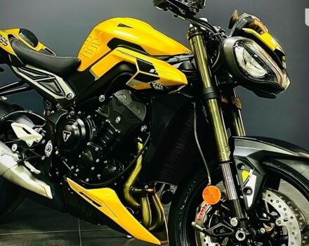 купить новое авто Триумф Стрит Трипл 2024 года от официального дилера МотоДом Триумф фото