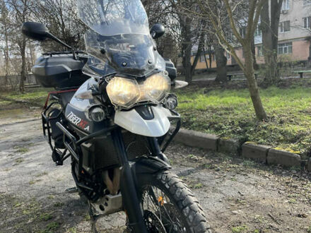 Триумф Тигр 2015 в Шостке на Automoto.ua Черный Триумф Тигр, объемом двигателя 0.8 л и пробегом 109 тыс. км за 8500 $, фото 1 на Automoto.ua